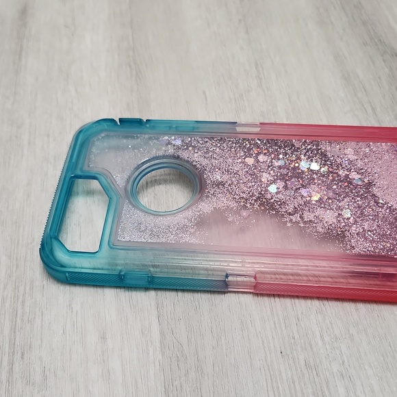 Iphone 7 Liquid Glitter Case - Picture 2 of 7